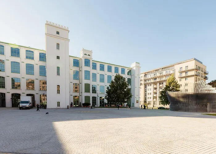 Zwirn Apartment